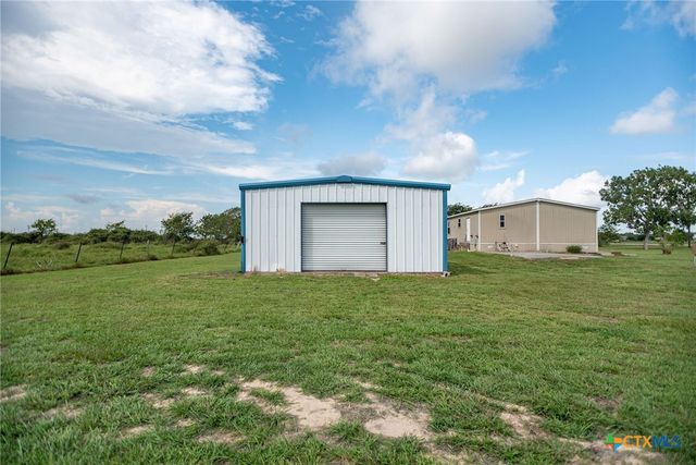1849 Royal Road, Port Lavaca, TX 77979