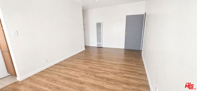 1351 S Cochran Avenue 10, Los Angeles, CA 90019