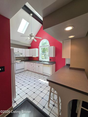 3932 Kennison Ave, Louisville, KY 40207