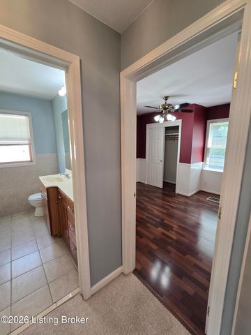 3932 Kennison Ave, Louisville, KY 40207