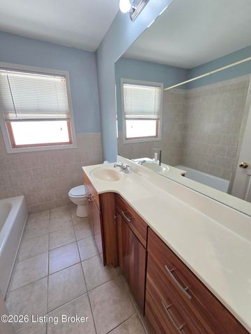 3932 Kennison Ave, Louisville, KY 40207