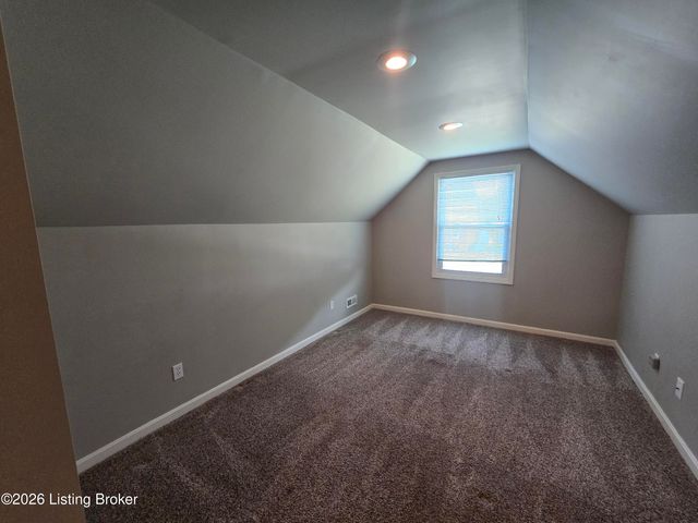 3932 Kennison Ave, Louisville, KY 40207