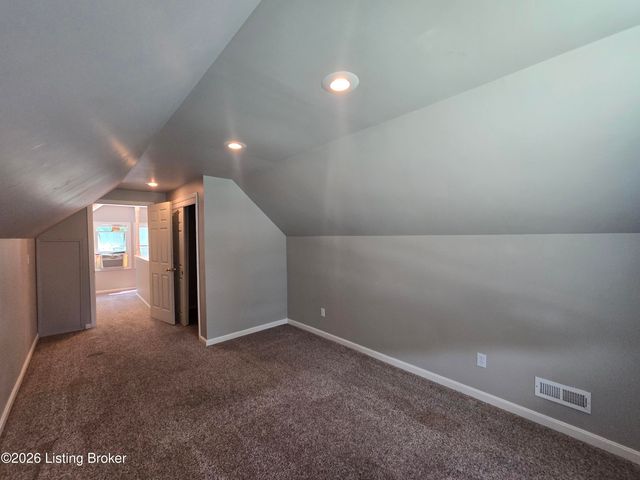 3932 Kennison Ave, Louisville, KY 40207