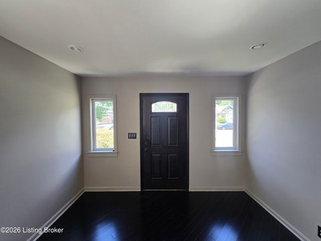 3932 Kennison Ave, Louisville, KY 40207