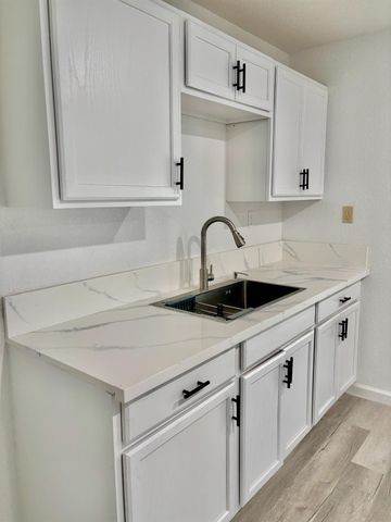 2523 S Lily, Fresno, CA 93706