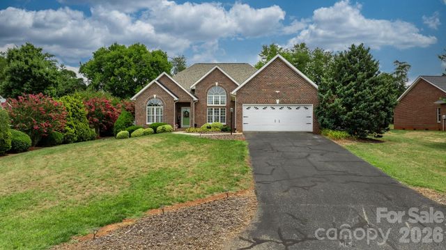 3992 Brickfield Street, Hickory, NC 28602