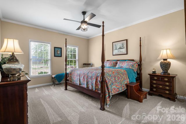 3992 Brickfield Street, Hickory, NC 28602