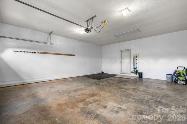 3992 Brickfield Street, Hickory, NC 28602
