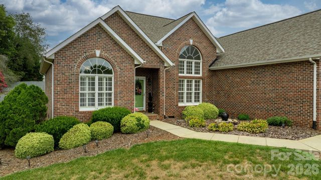 3992 Brickfield Street, Hickory, NC 28602