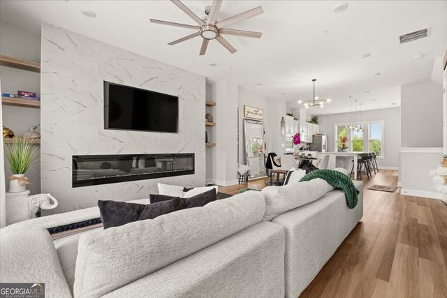 1540 Slopeside Loop, Smyrna, GA 30082