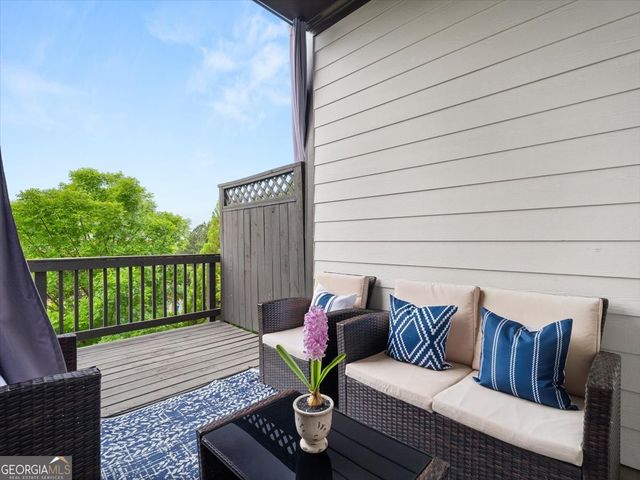 1540 Slopeside Loop, Smyrna, GA 30082