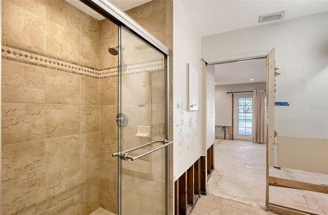5072 HIGEL AVENUE, Sarasota, FL 34242