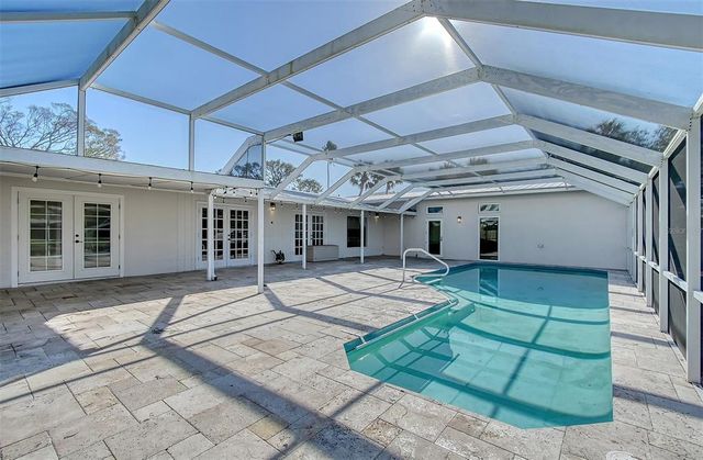 5072 HIGEL AVENUE, Sarasota, FL 34242