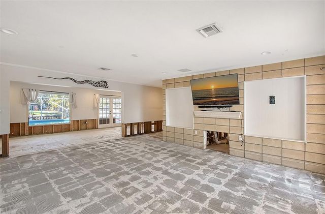 5072 HIGEL AVENUE, Sarasota, FL 34242