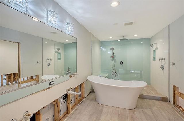 5072 HIGEL AVENUE, Sarasota, FL 34242