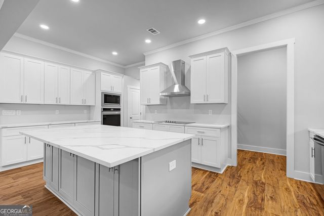 626 Clark Drive, Ellenwood, GA 30294