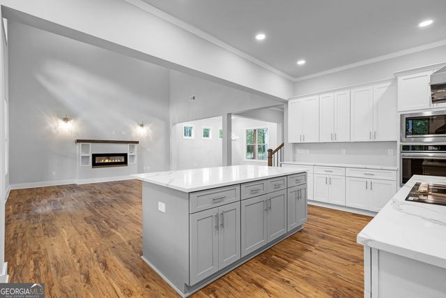 626 Clark Drive, Ellenwood, GA 30294