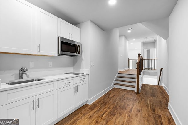 626 Clark Drive, Ellenwood, GA 30294