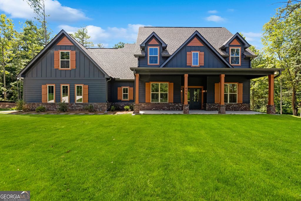 626 Clark Drive, Ellenwood, GA 30294