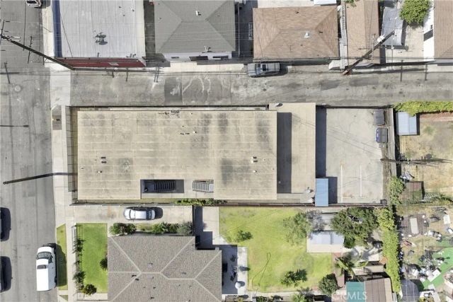 10621 San Carlos, South Gate, CA 90280