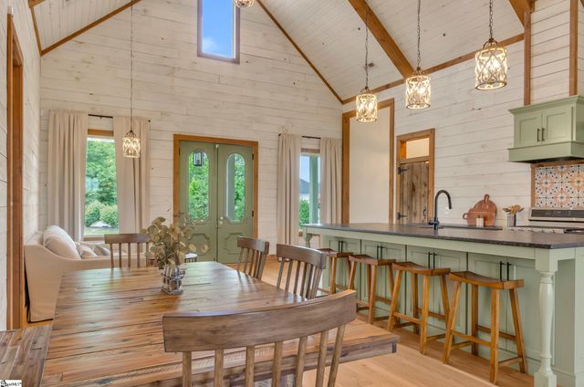 437 Dublin Road, Greenville, SC 29615