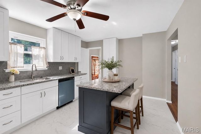 2530 Grants Parkway, Florissant, MO 63031