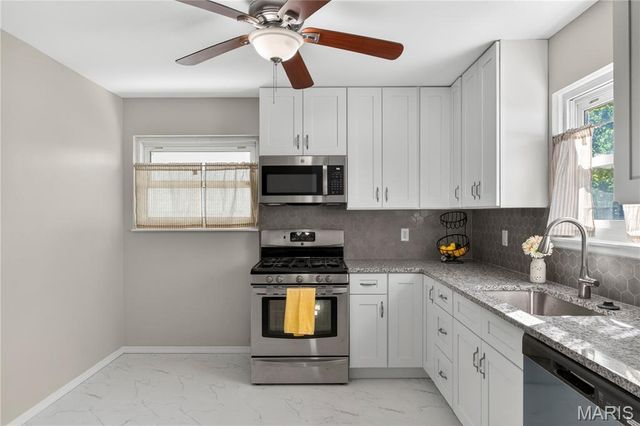 2530 Grants Parkway, Florissant, MO 63031