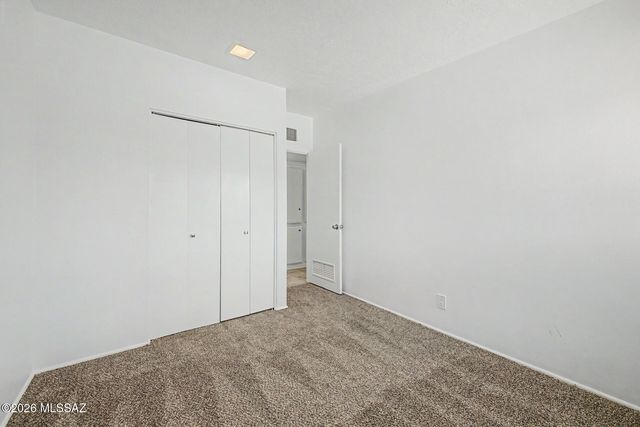 3302 W Calle Fresa, Tucson, AZ 85741