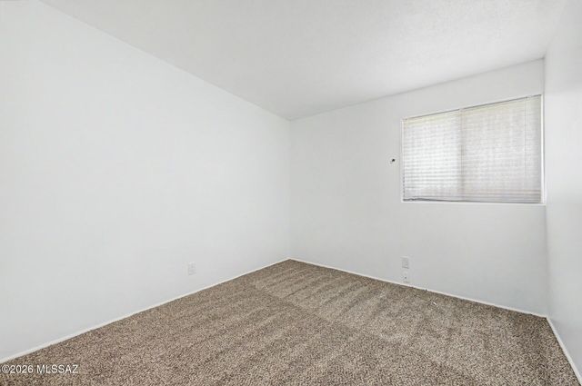 3302 W Calle Fresa, Tucson, AZ 85741