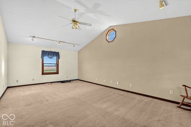 106 Plumlee Drive, Tipton, IN 46072