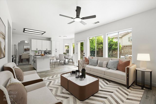 10738 Pleasant Valley Cir, Stockton, CA 95209