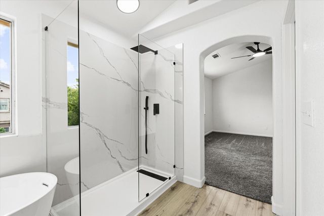 10738 Pleasant Valley Cir, Stockton, CA 95209