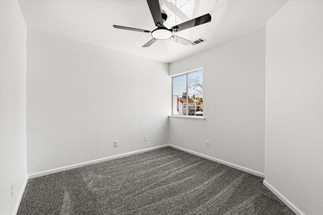 10738 Pleasant Valley Cir, Stockton, CA 95209