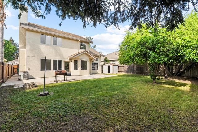 10738 Pleasant Valley Cir, Stockton, CA 95209