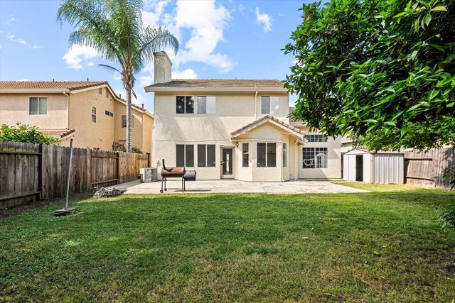 10738 Pleasant Valley Cir, Stockton, CA 95209