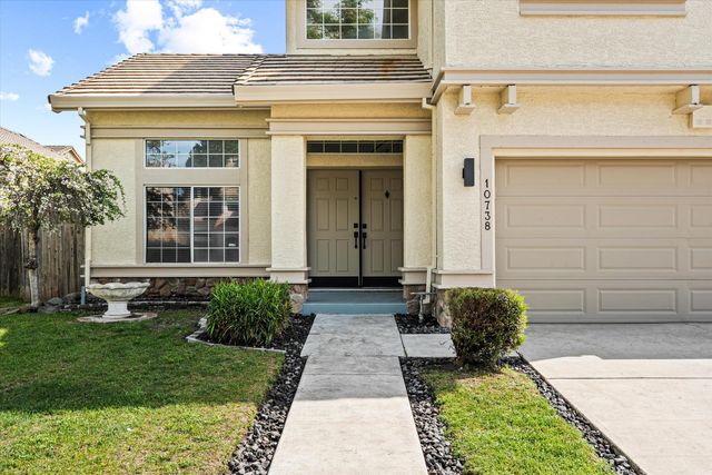10738 Pleasant Valley Cir, Stockton, CA 95209