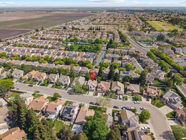 10738 Pleasant Valley Cir, Stockton, CA 95209