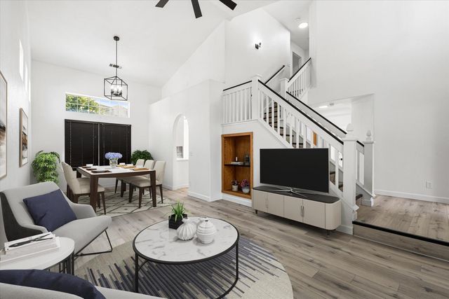 10738 Pleasant Valley Cir, Stockton, CA 95209