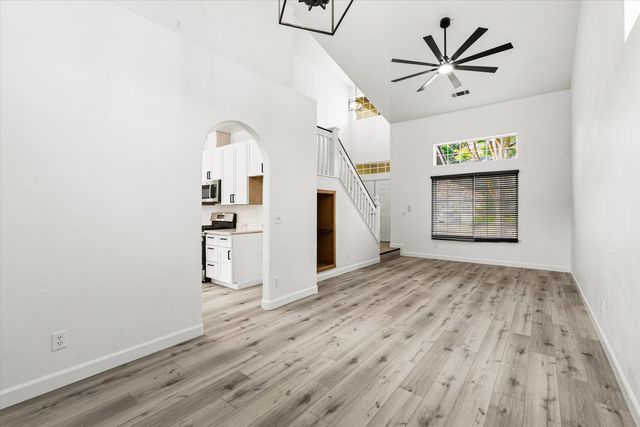 10738 Pleasant Valley Cir, Stockton, CA 95209