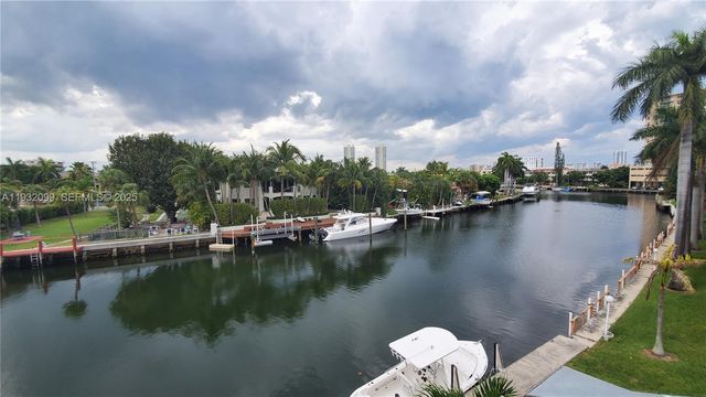 470 Paradise Isle Blvd 309, Hallandale Beach, FL 33009