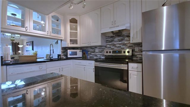 470 Paradise Isle Blvd 309, Hallandale Beach, FL 33009