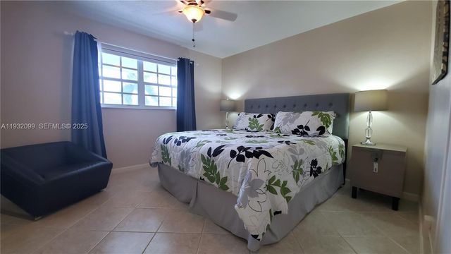 470 Paradise Isle Blvd 309, Hallandale Beach, FL 33009