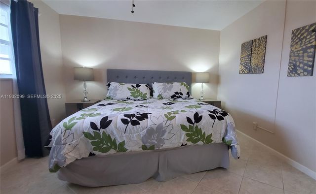 470 Paradise Isle Blvd 309, Hallandale Beach, FL 33009