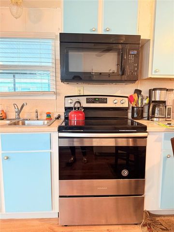 38645 REMORA AVENUE, Zephyrhills, FL 33542