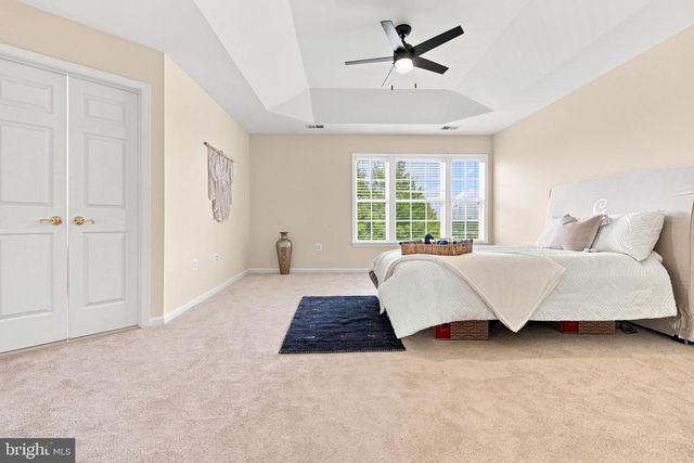 810 SYDNEY TER NE, Leesburg, VA 20176