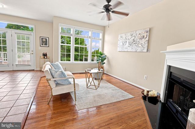 810 SYDNEY TER NE, Leesburg, VA 20176