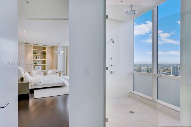 18201 E Collins Avenue TS1, Sunny Isles Beach, FL 33160