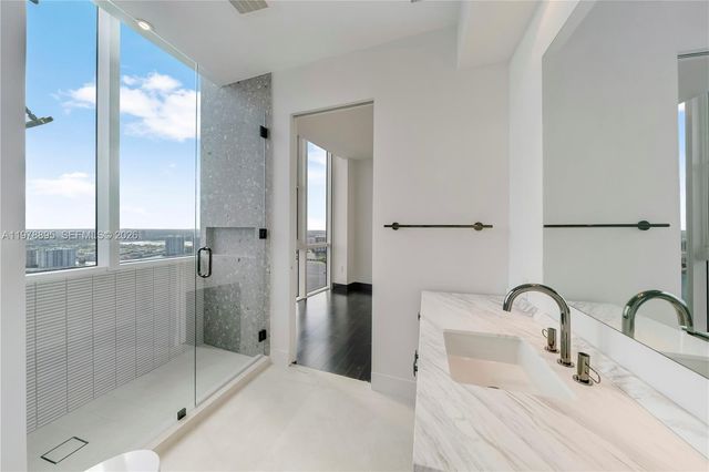 18201 E Collins Avenue TS1, Sunny Isles Beach, FL 33160