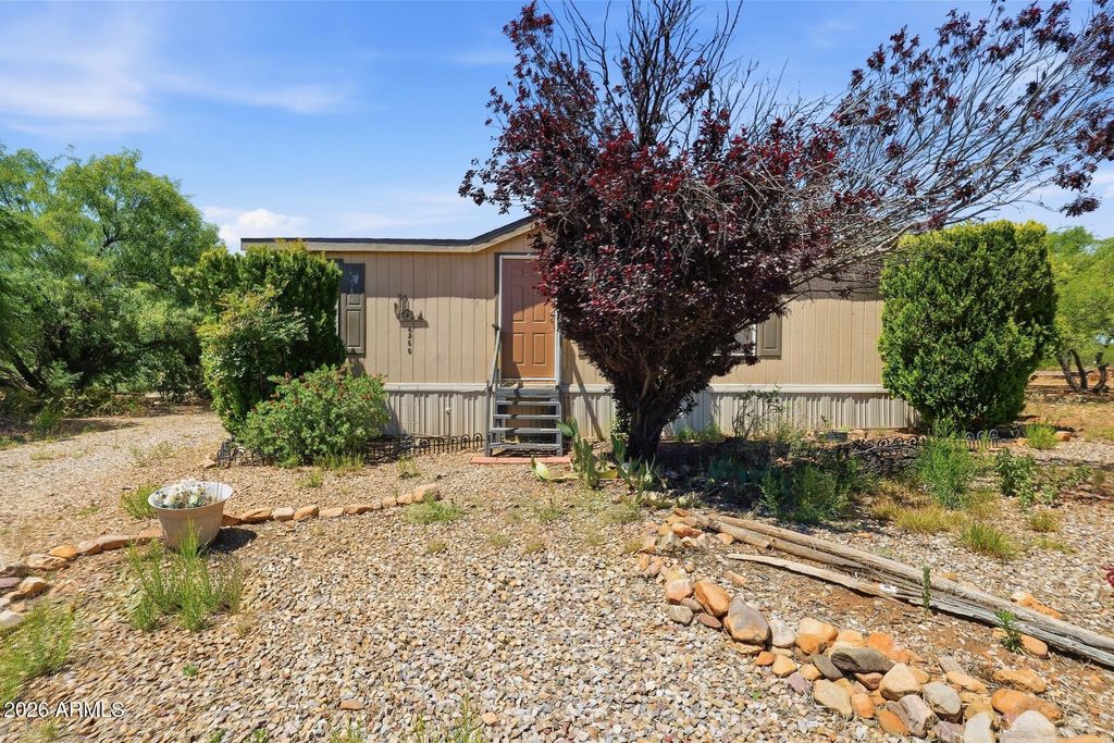 Image 3 of property listing at 4260 S BODIE Court, Sierra Vista, AZ 85650