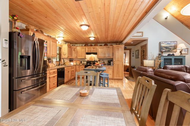 1070 Burger Road, Murphy, NC 28906